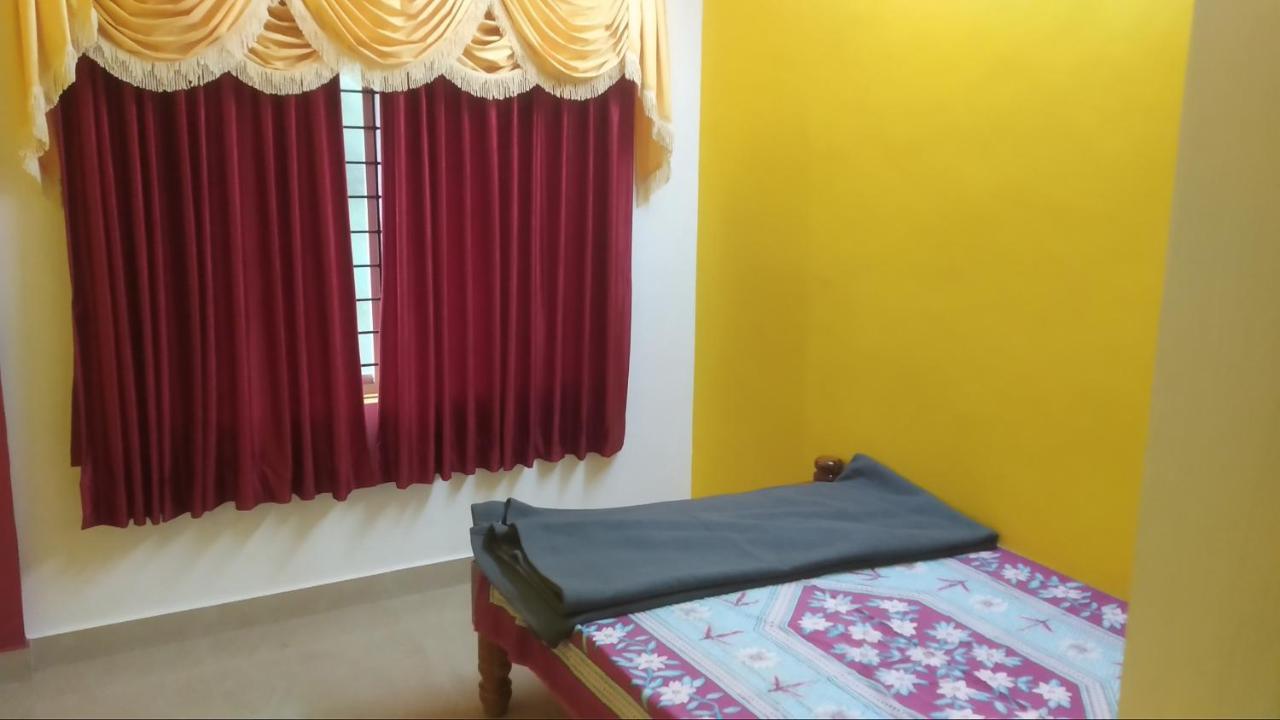 Hi5 Holiday Apartments Udupi Luaran gambar