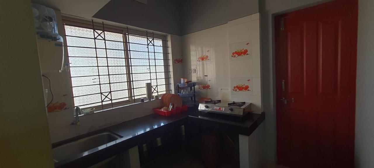 Hi5 Holiday Apartments Udupi Luaran gambar